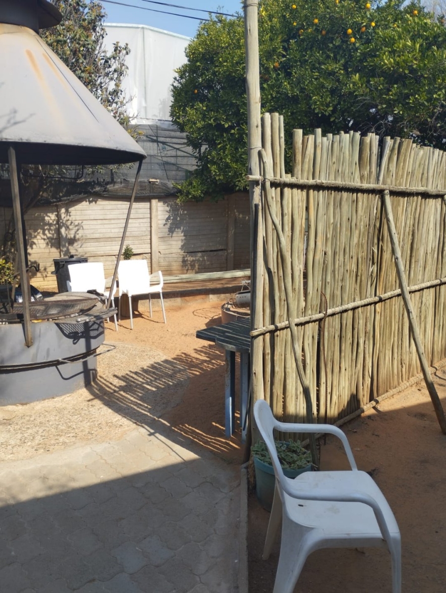 6 Bedroom Property for Sale in Boshof Free State